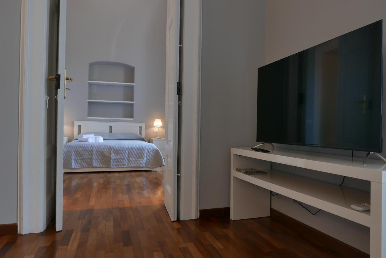 Suite 261 - Intero Appartamento Nel Centro Di 바리 외부 사진