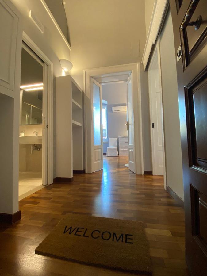 Suite 261 - Intero Appartamento Nel Centro Di 바리 외부 사진